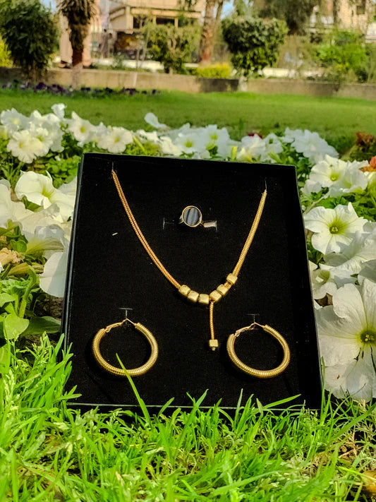 Timeless Elegance – 4 Signature Jewelry Sets
