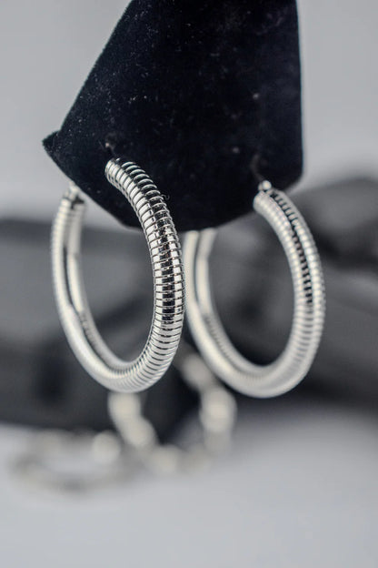 Timeless Elegance – 4 Signature Jewelry Sets